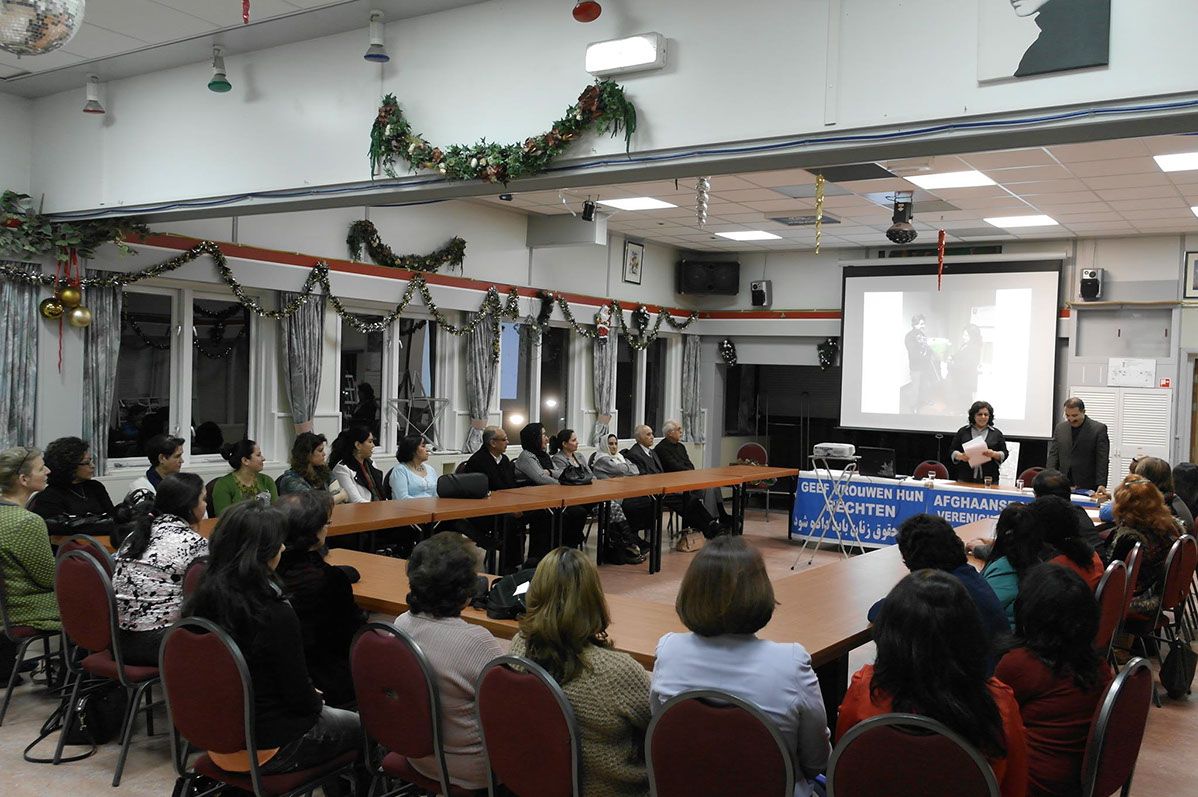 Stichting Hambastagi organiseert vele workshops en cursussen voor de Afghaanse vrouwen in Nederland.